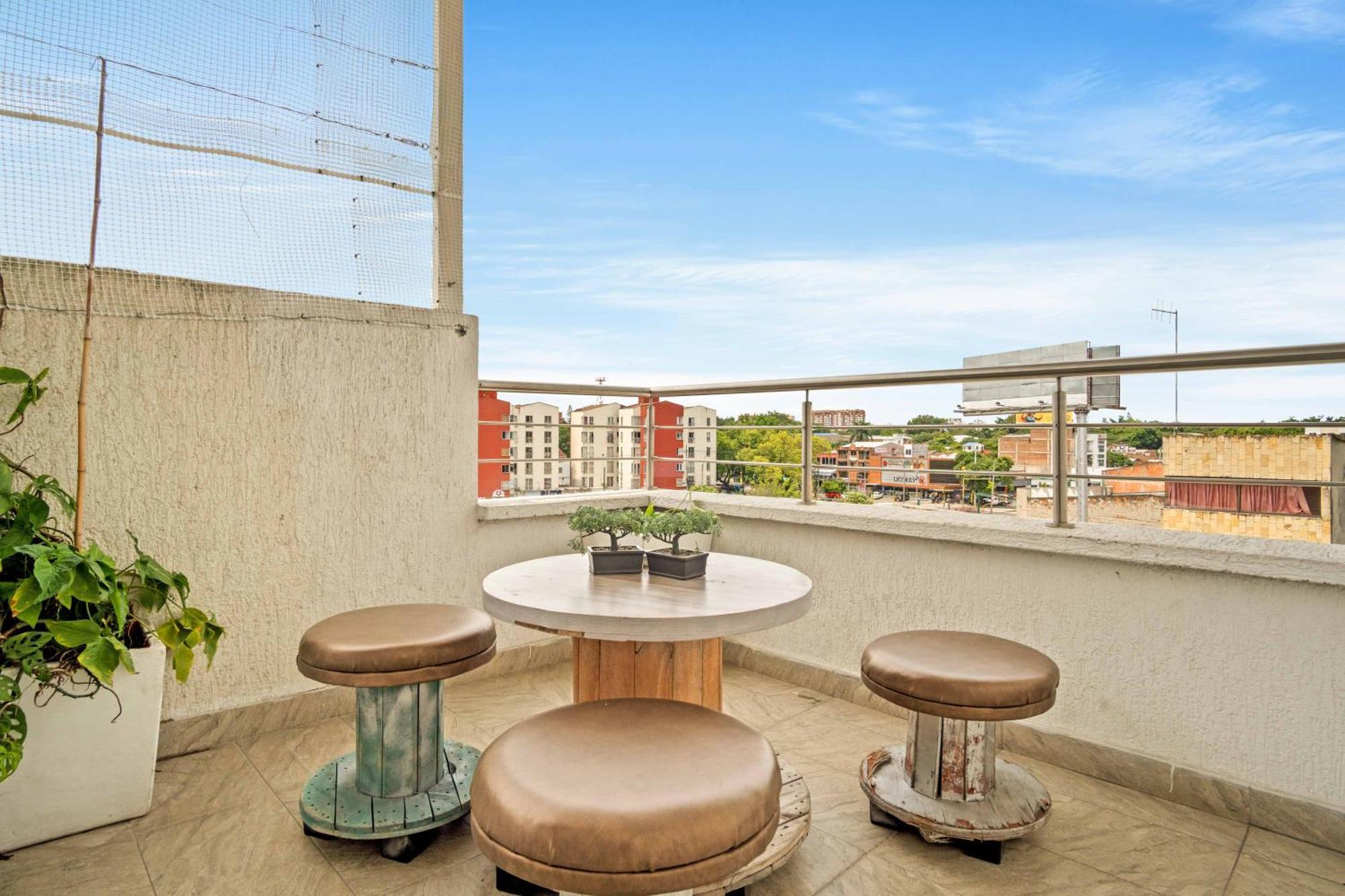 Hotel Eco Suite กาลี ภายนอก รูปภาพ