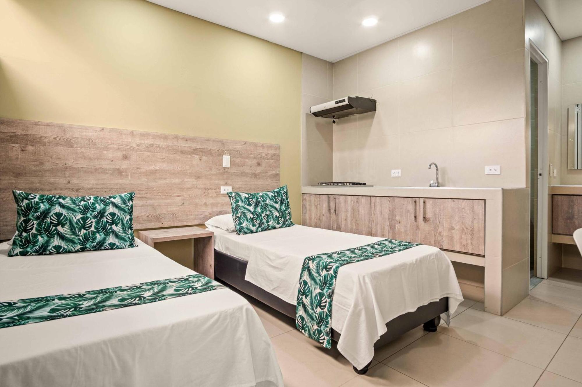 Hotel Eco Suite กาลี ภายนอก รูปภาพ